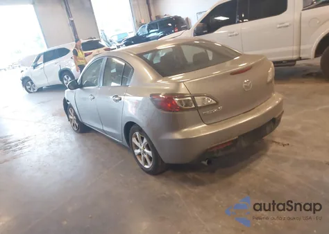 2011 Mazda 3 I Touring z USA, uszkodzony, nr VIN JM1BL1VG3B1406377